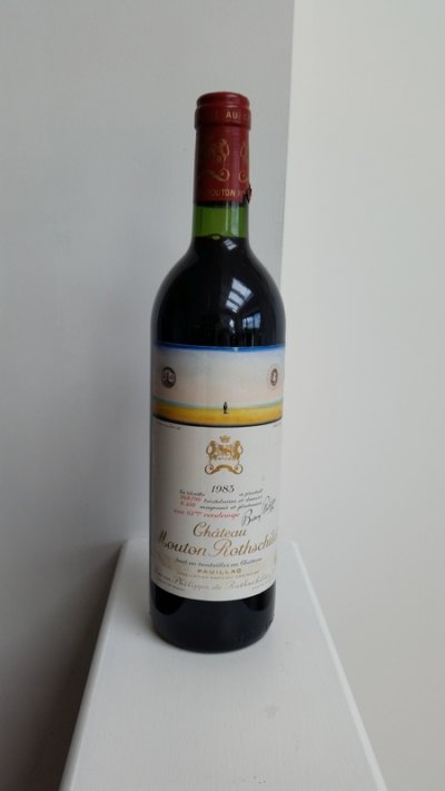 Chateau Mouton Rothschild 1983 - RP 90pts, MrP 94pts