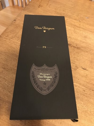 Dom Perignon P2  1998 in luxury gift box  JS 97/100, WS 98/100