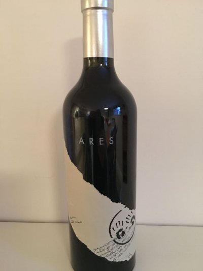 Two Hands Ares 2004