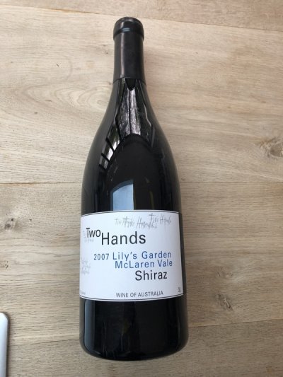 Two Hands Lily’s Garden Double Magnum 2007