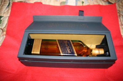 Johnnie Walker Blue Label Blended Scotch Whisky  Boxed 70 cl  40 % Abv