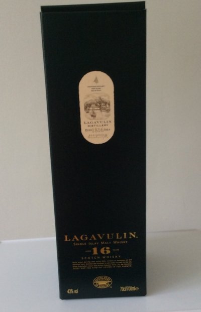 Lagavulin 16 year old Single Islay Malt Whisky