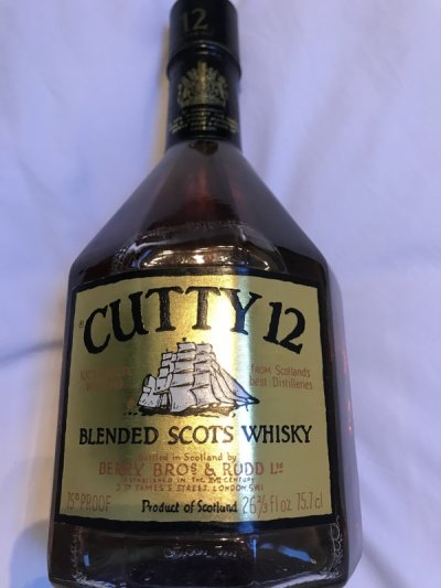 1970's Cutty 12 yr old whisky - perfect bottle rare and good xmas present !