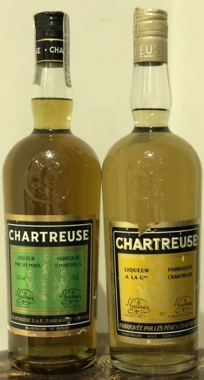 Extremely rare Lot of 2 Chartreuse Tarragone ( 1 x Yellow 1978 and 1 x Green 1987 )