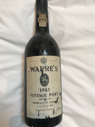 1983 Wares port - into neck 