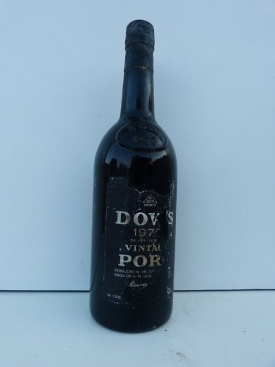 1977 DOW'S 'Silver Jubilee'  Vintage Port