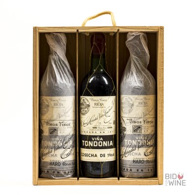 [April Lot 4A-B] Lopez de Heredia Vina Tondonia Gran Reserva Tinto 1964 [OWC of 3 bottles] 