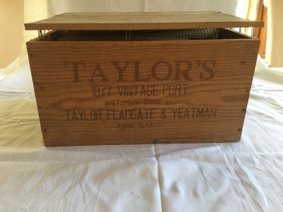 Taylor Fladgate & Yeatman - Taylor's Vintage Port 1977