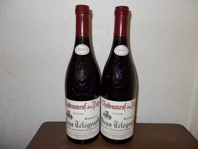 2010 Domaine du Vieux Telegraphe (97 Points RP) Chateauneuf du Pape. No Reserve