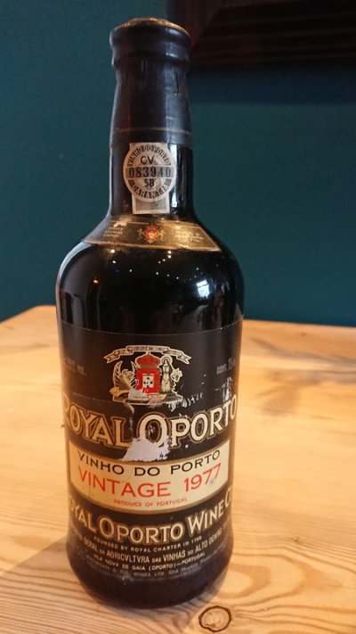 Real Companhia Velha Royal Oporto Vintage Port 1977