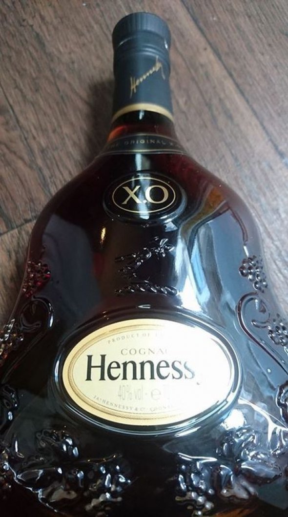 Hennessy X.O Cognac (2bts in Gift Boxes)