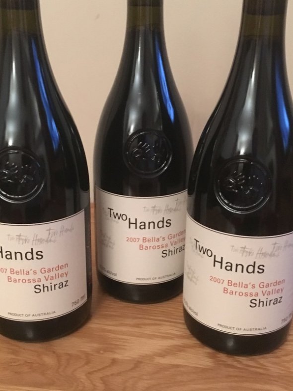 Two Hands Bella's Garden Shiraz 2007 (WS 94 pts/Vinous & JH 93 pts)