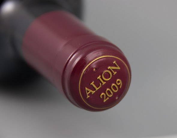 Alion Bodegas Vega Sicilia, Ribera del Duero, Spain 2009