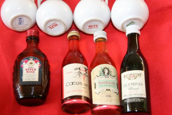 Collection of 12 Minatures Job Lot 