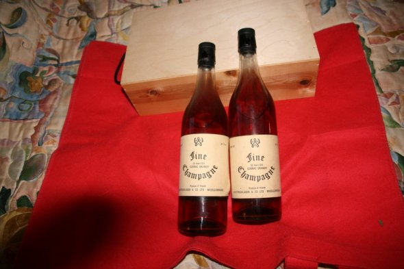 FINE 35 YEARS OLD FINE CHAMPAGNE  COGNAC BRANDY 