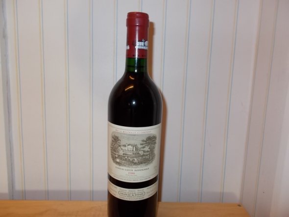 1988 Chateau Lafite-Rothschild (94 Points RP...94 Points WS)  Pauillac. No Reserve