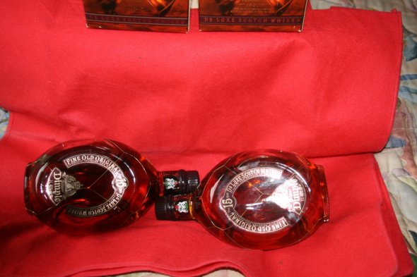 2 Bt of 15 Years  old Dimple De Luxe Scotch Whisky 1 Litre Each