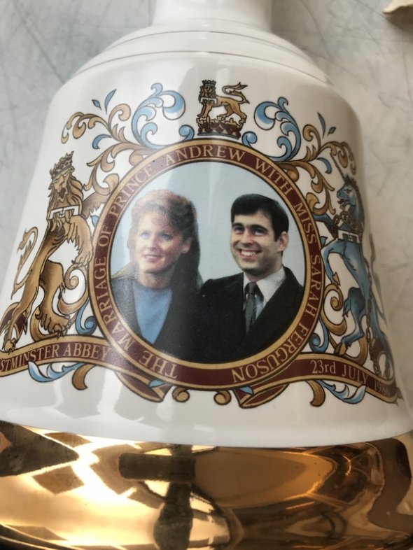 1986 Bell's Old Scotch Whisky * No Buyers Premium or Reserve - perfect condition