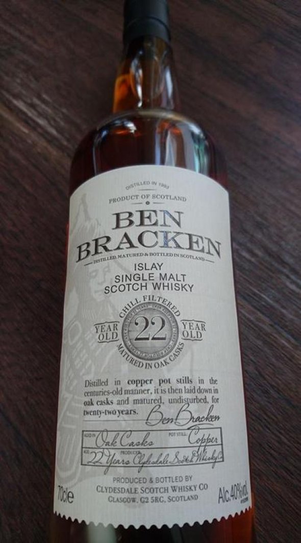 Single Malt 22yrs Whisky Bracken Islay Scotland