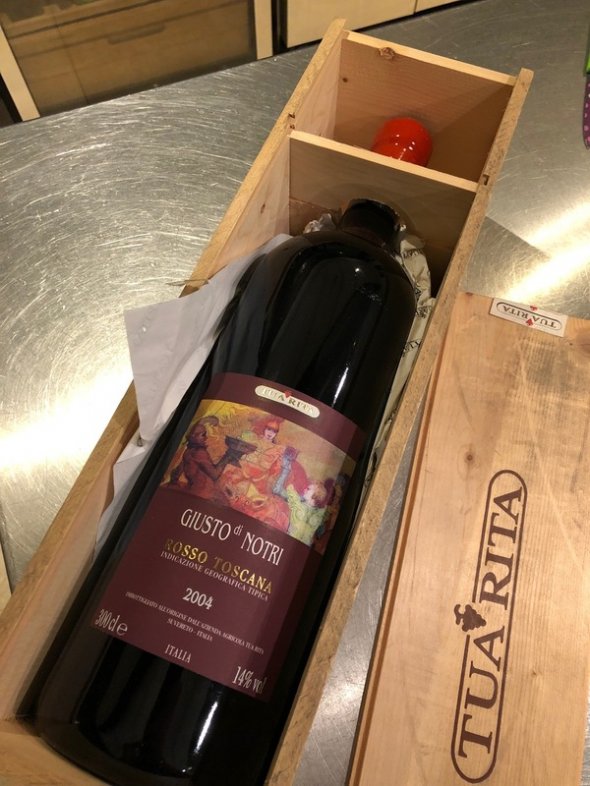 TUA RITA - GUISTI DI NOTRI 2004 - 3 LITRE IN CASE