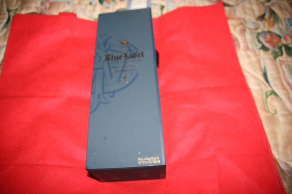 Johnnie Walker Blue Label Blended Scotch Whisky  Boxed 70 cl  40 % Abv