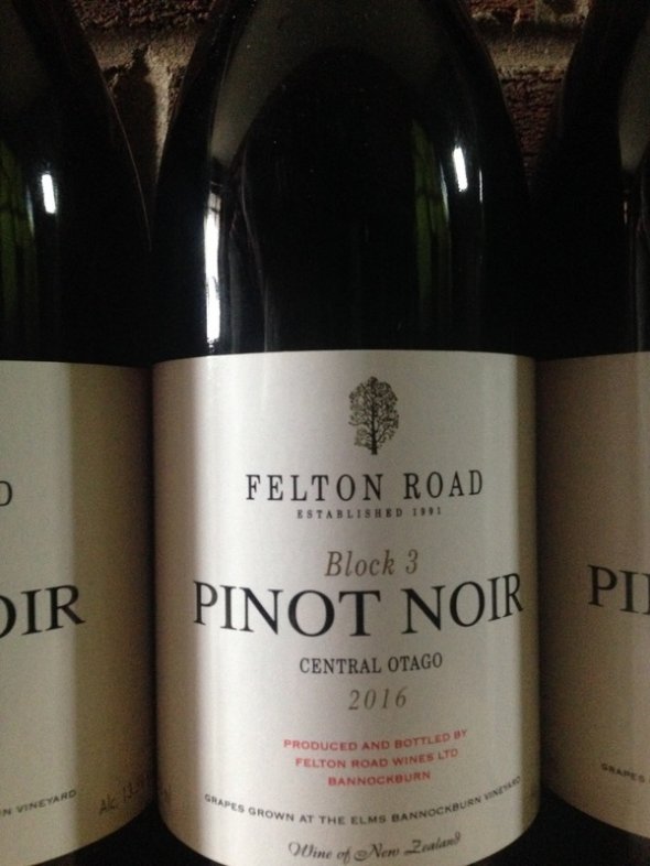 2016 BLOCK 3 PINOT NOIR FELTON ROAD WINERY, Central Otago