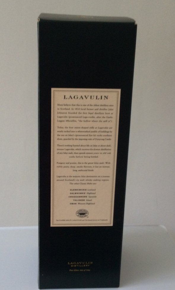 Lagavulin 16 year old Single Islay Malt Whisky