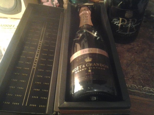 MOET ET CHANDON GRAND VINTAGE ROSE 2003
