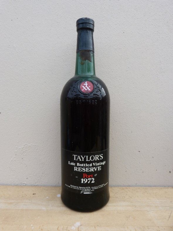 1972 TAYLOR'S  LBV Reserve M A G N U M