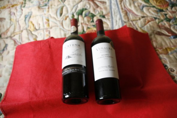 2 Argentinian Wines Vinalba Reserve Touriga Nacional. Catena 2015 Boxed 