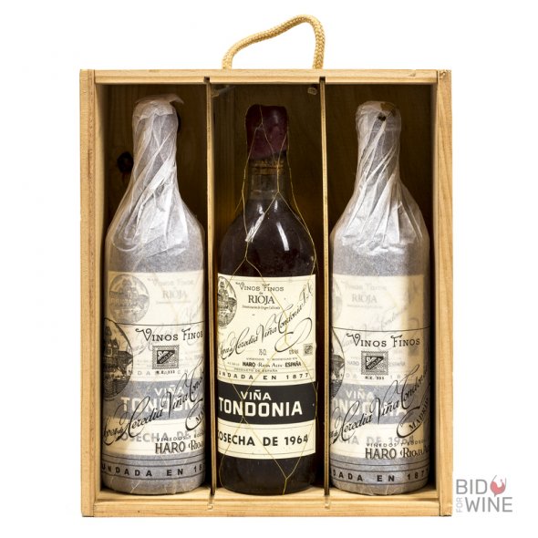 Lopez de Heredia Vina Tondonia Gran Reserva Blanco 1964 [OWC of 3 bottles] [Spain Lot 31]