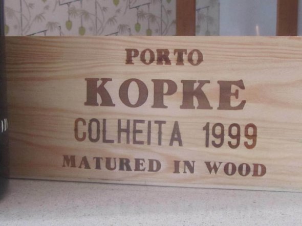 1 x Magnum Kopke Colheita Port 1999 OWC.