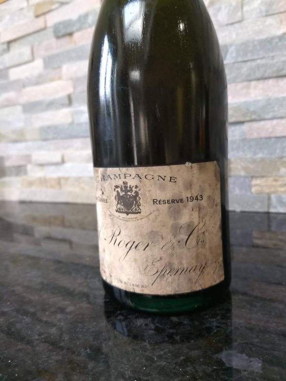 Pol Roger Extra Cuvee Reserve Champagne, 1943