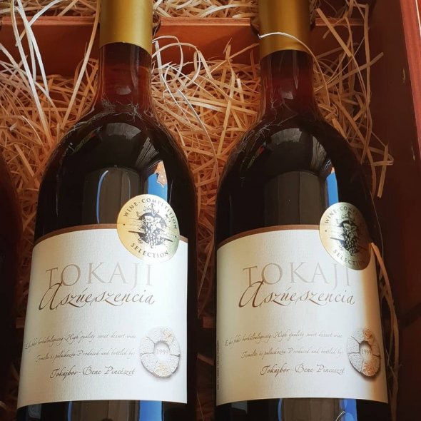 Tokaji Asz&uacute; Collection with Wooden box