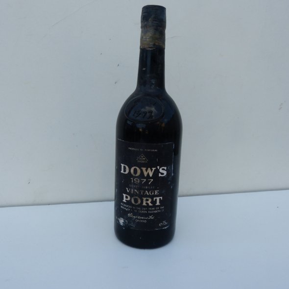 1977 DOW'S Vintage Port
