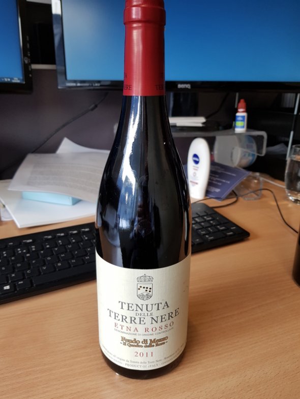 Tenuta Delle Terre Nere etna Rosso Fuedo di Mezzo  2011 (94 JD) 92 (WS)