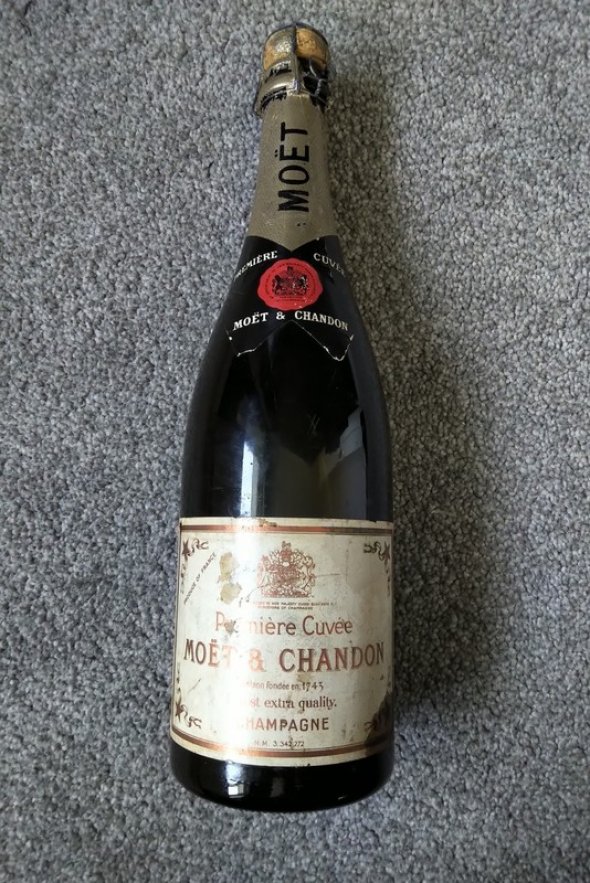 Moet & Chandon Premier Cuvee Non-Vintage Champagne