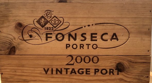 [July Lot 42] Fonseca Vintage 2000 [12 bottles in OWC]