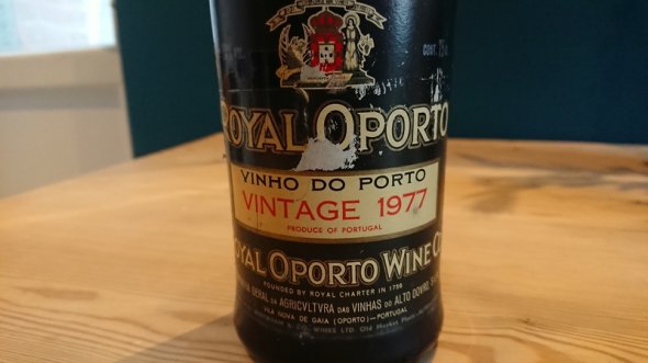 Real Companhia Velha Royal Oporto Vintage Port 1977