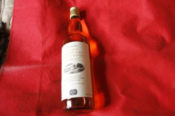 3 Bt of Scotch Whisky Ballantine , Speyside Blended malt, Bells Decanter 