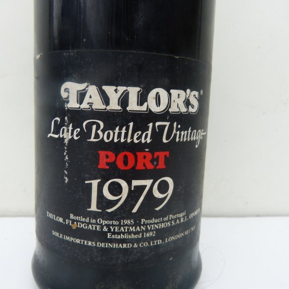 1979 TAYLOR'S L B V Port