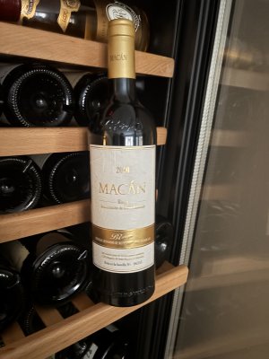 Macan Bodegas Benjamin de Rothschild & Vega Sicilia