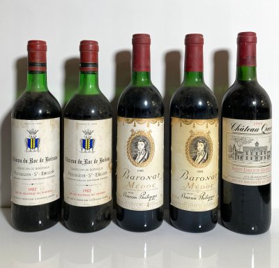 Mixed lot of Bordeaux wines 1982/1988/1989