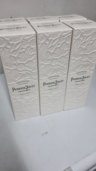 Perrier Jouet, Grand Brut