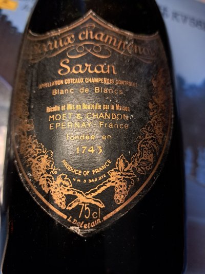 Moet t Chandon Saran blanc de blancs