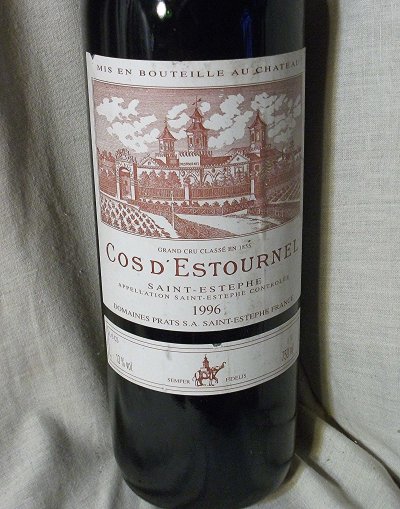 1996. Cos D'Estournel, Saint-Estephe, Grand Cru Classe.  Bordeaux.