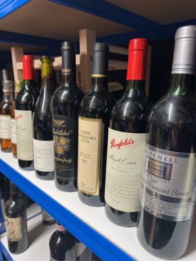 lovely Australian drinkers x 6 including runrig
