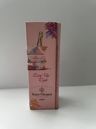Veuve Clicquot Rose Clicq'up Limited Edition