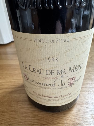 Famille Mayard, Chateauneuf-du-Pape, La Crau de Ma Mere Rouge