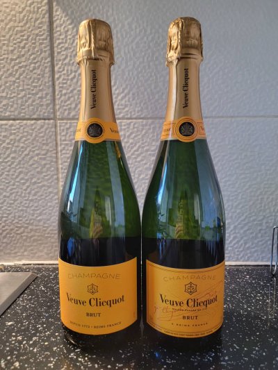 Veuve Clicquot, Yellow Label Brut/ Ponsardin Brut